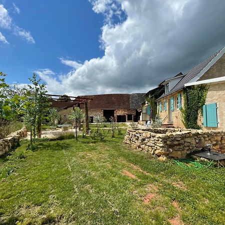 Vila La Belle Petite Ferme Rosiers De Julliac 19350 Le Bos Exteriér fotografie